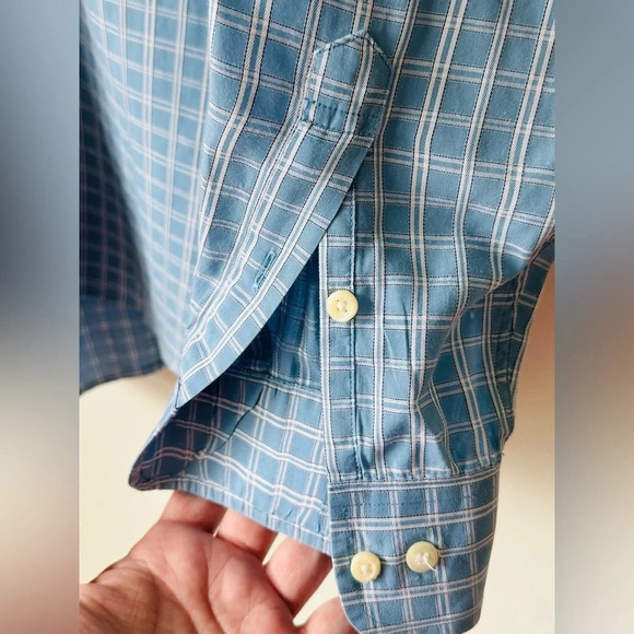 Tommy Hilfiger Dress Shirt - Men’s Size Medium - Picture 6 of 11